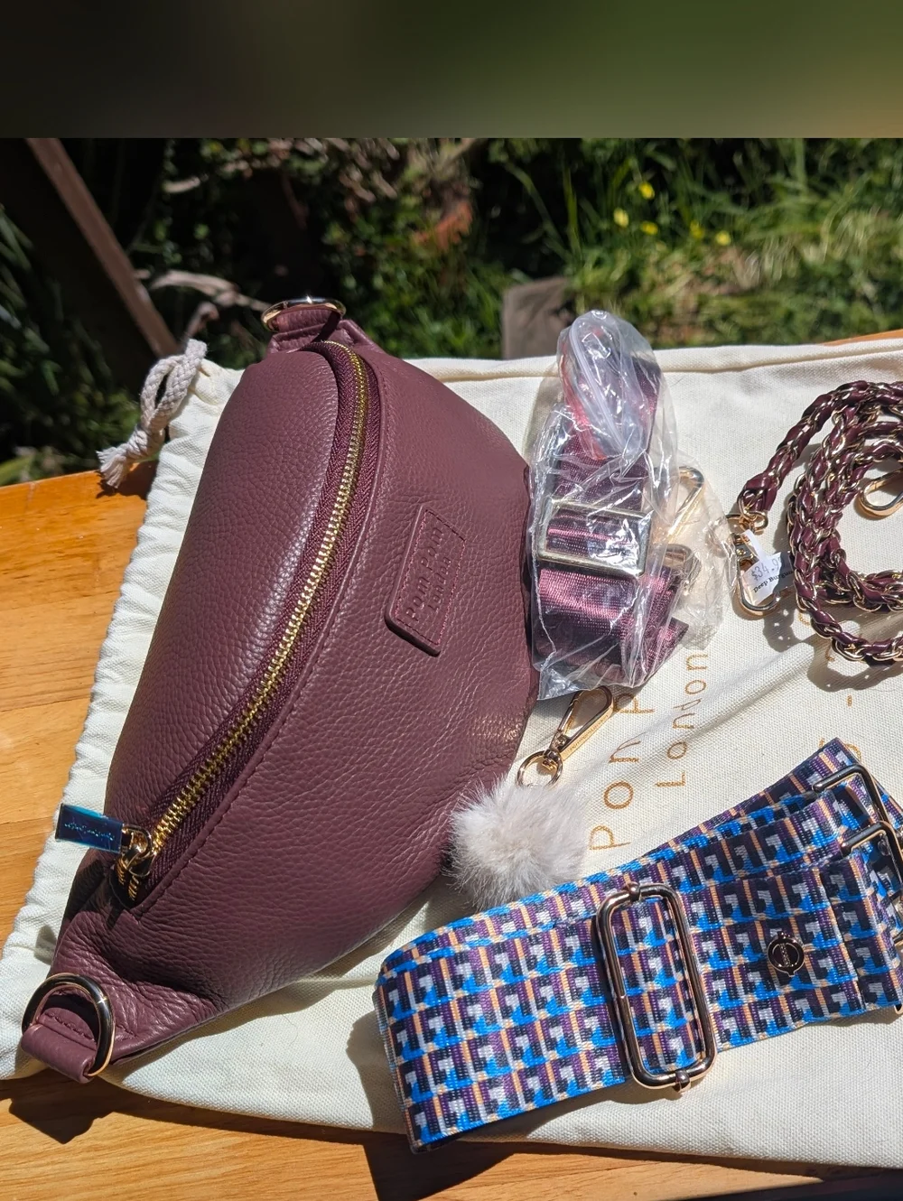 NWT Pom Pom London Bum Bag in Dark Burgundy - Picture 2 of 3